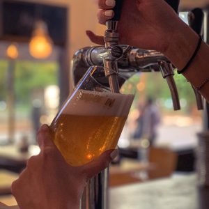 cerveza tirada en migliore cafeteria